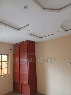 2bdrm Block of Flats in Akoto Estate, Akala Express for rent