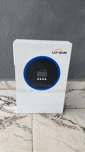 8.2KVA 48V Luxsun Hybrid Inverter
