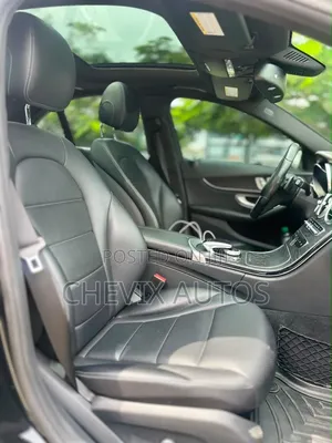 Mercedes-Benz C300 2015 Black
