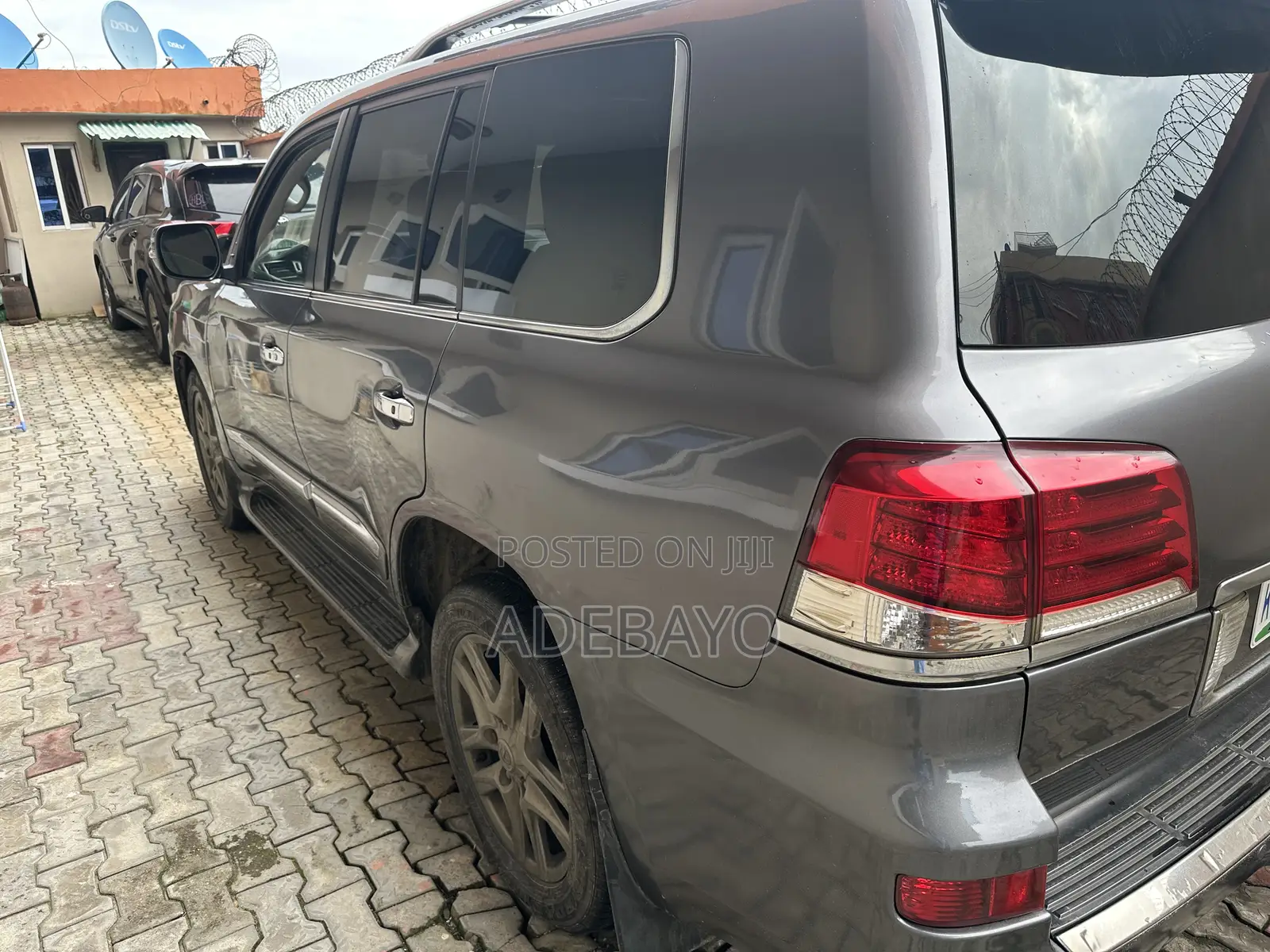 Lexus LX 570 AWD 2014 Gray