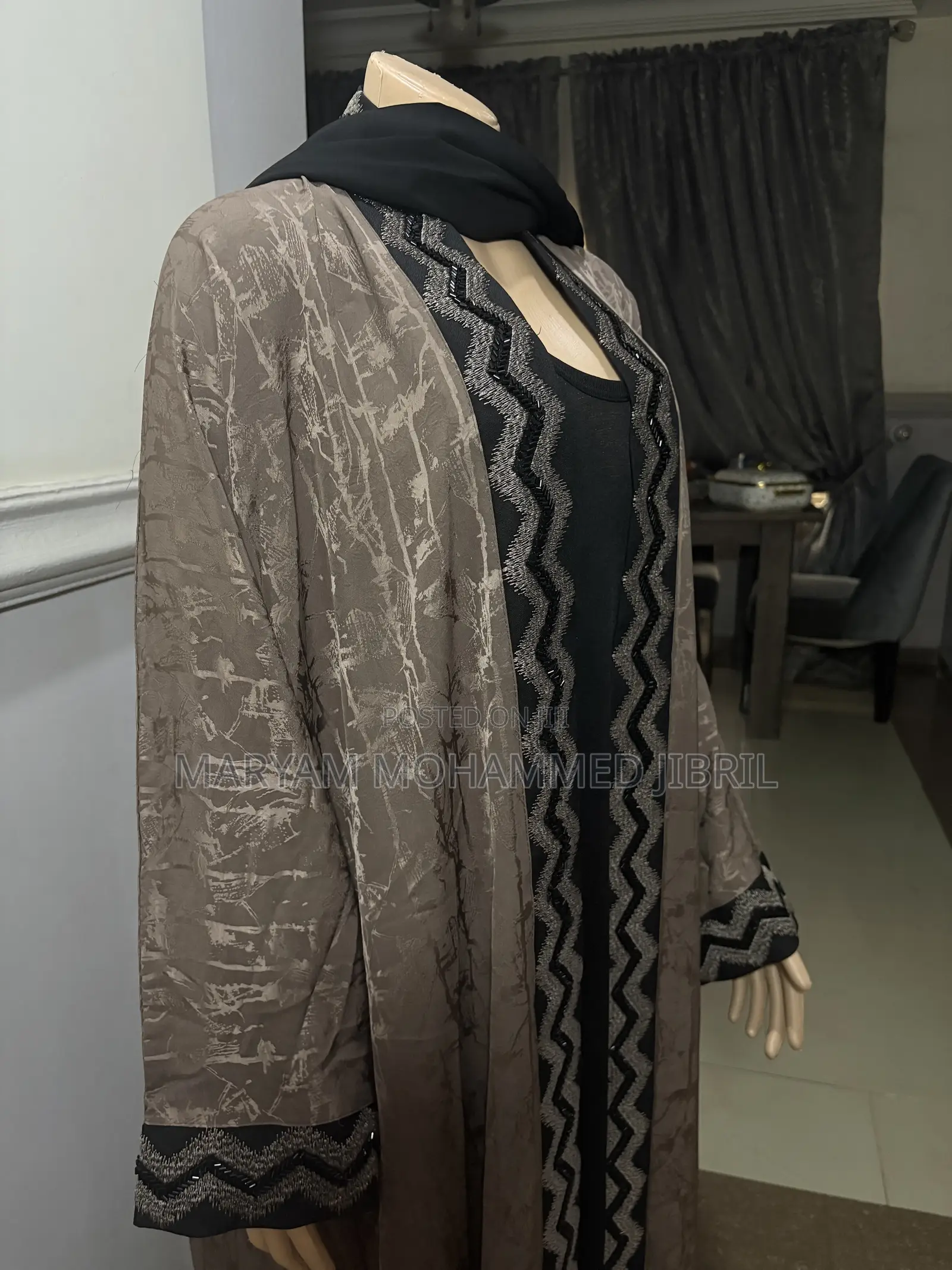 Saudi Abaya