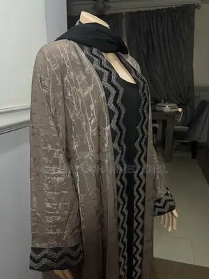 Saudi Abaya