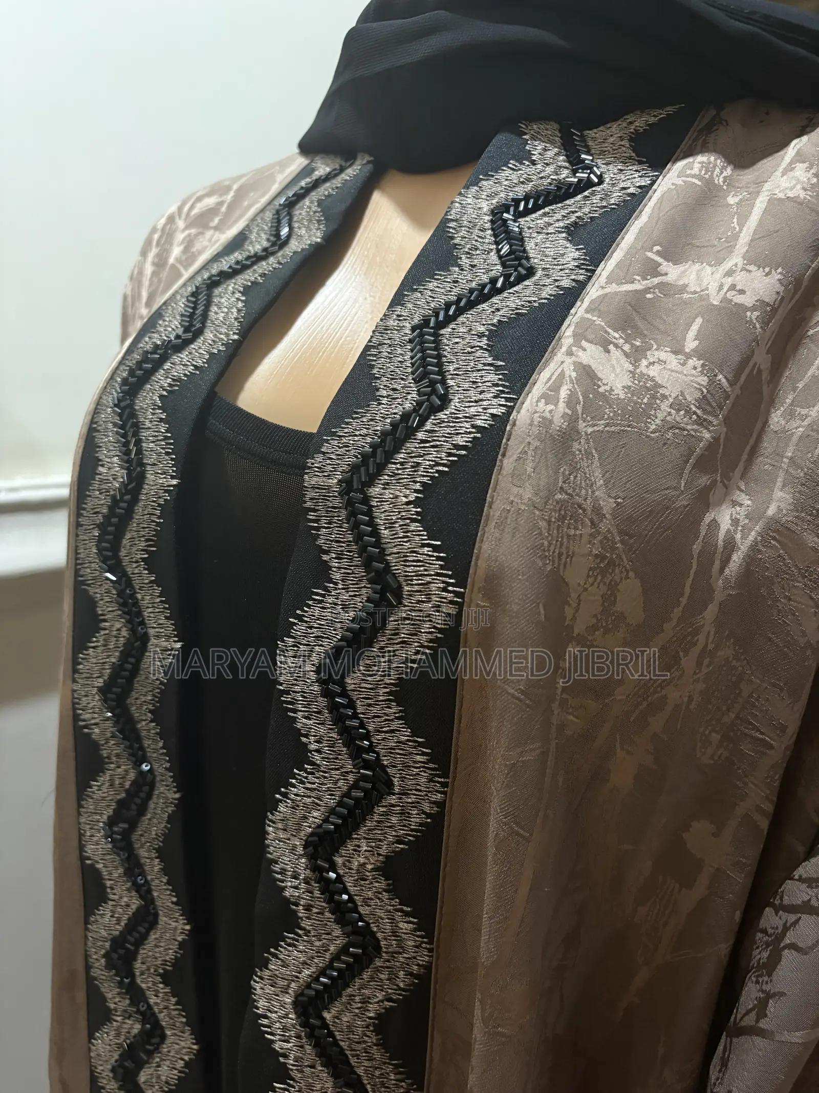 Saudi Abaya