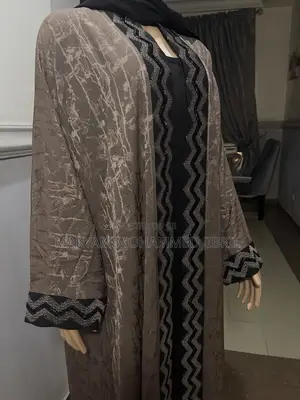 Saudi Abaya