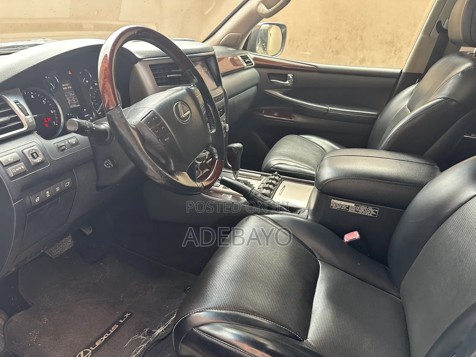 Lexus LX 570 AWD 2014 Gray