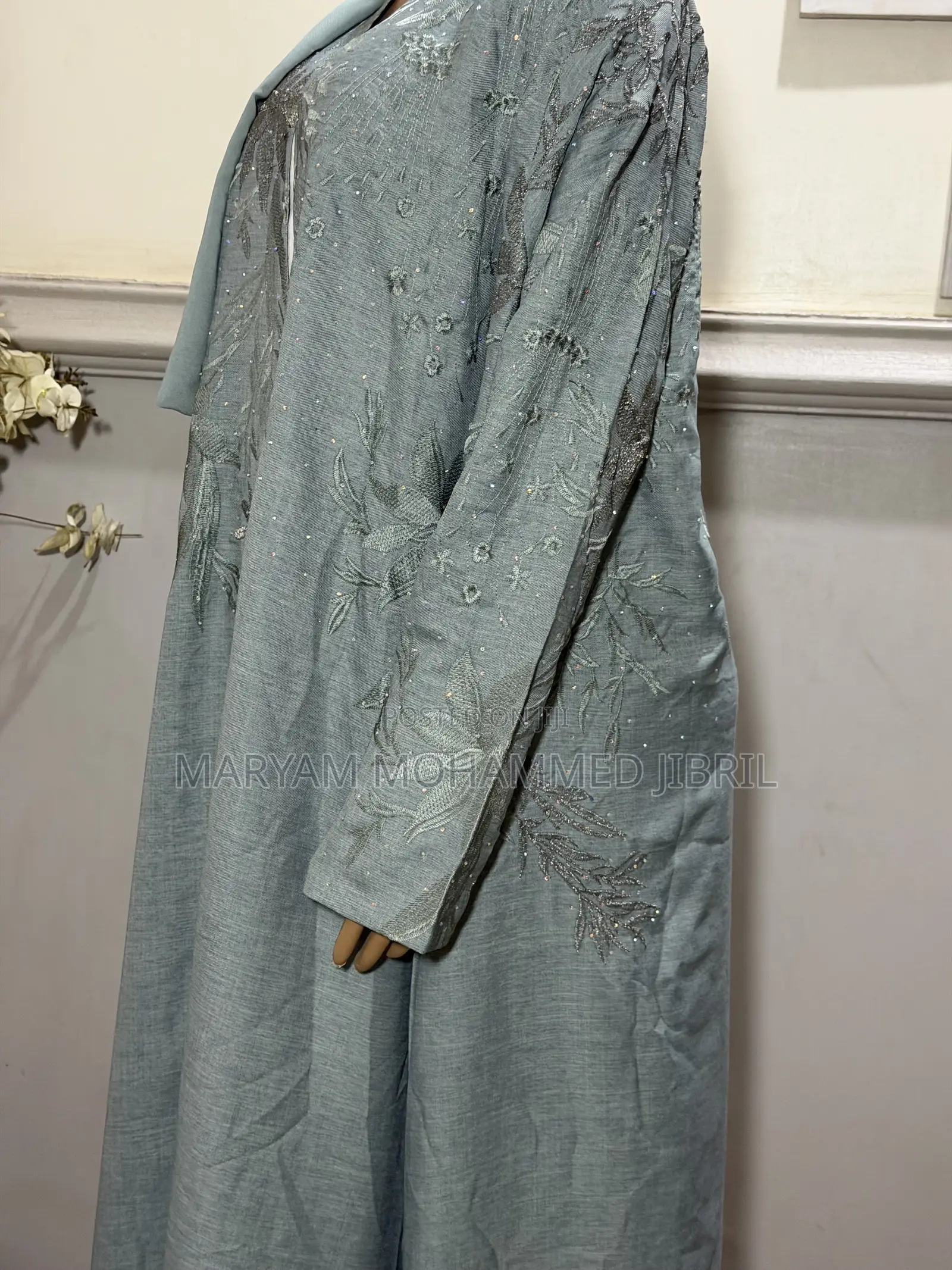 Saudi Abaya