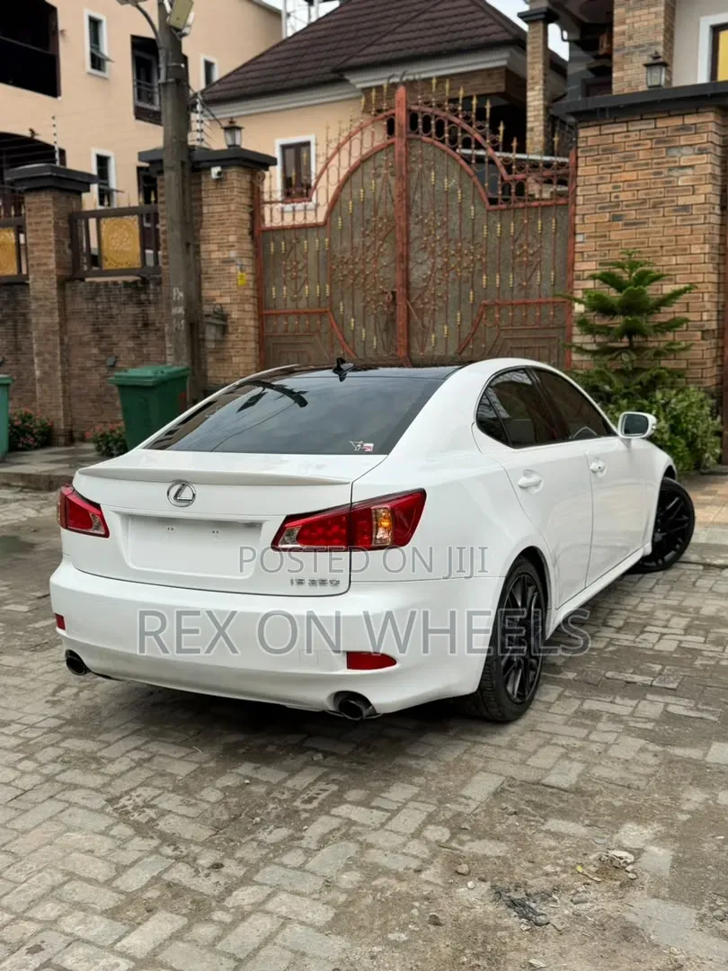 Lexus IS 2013 White