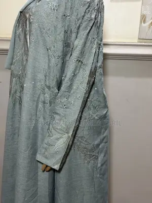Saudi Abaya