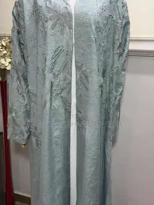 Saudi Abaya
