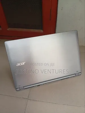 Laptop Acer Aspire TimelineUltra M5 581TG 8GB Intel Core i5 HDD 500GB