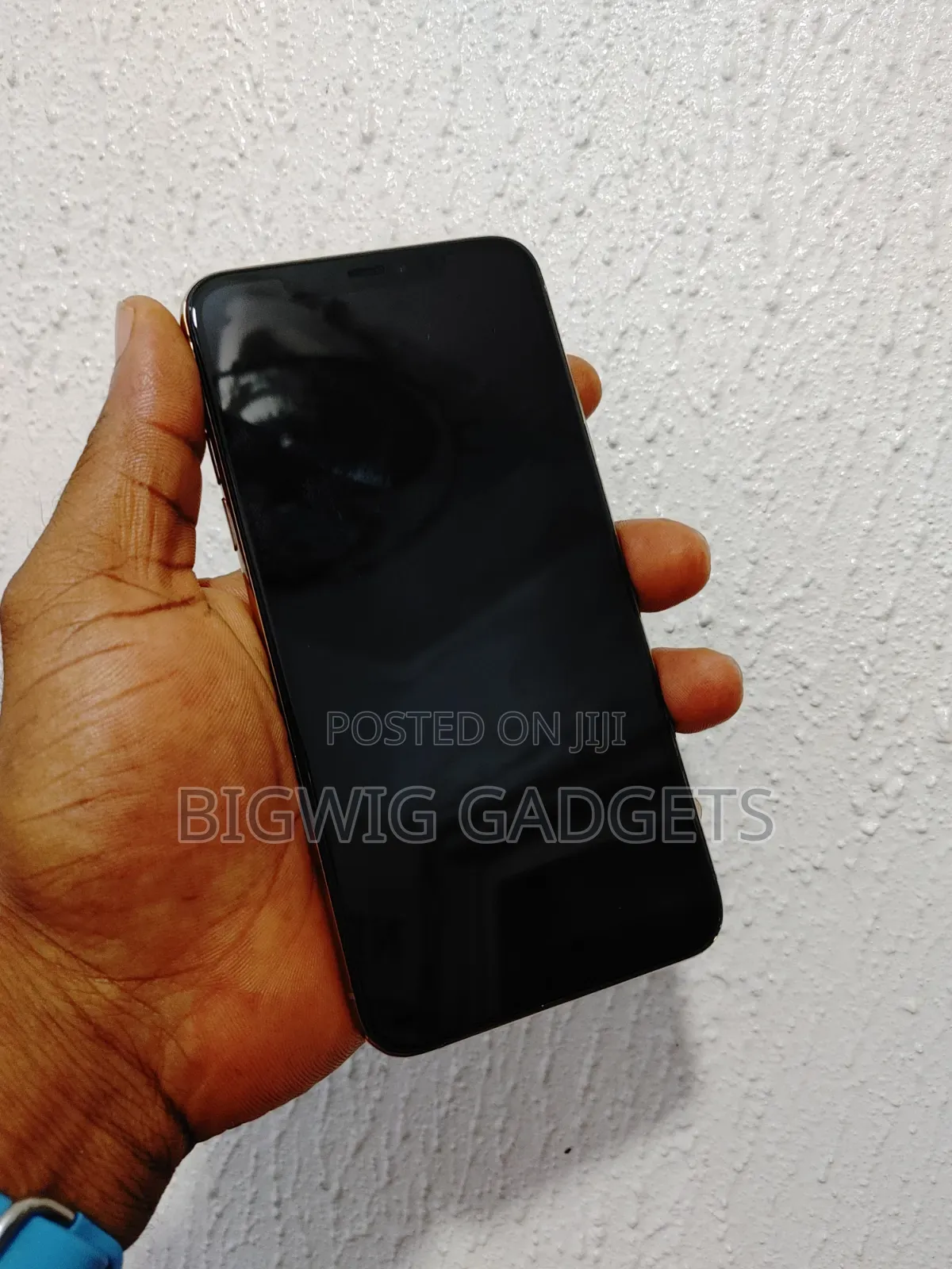 New Apple iPhone 11 Pro Max 256 GB Gold