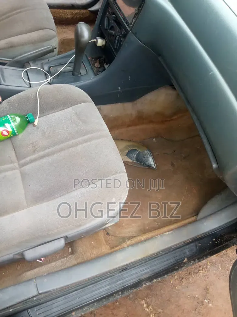Toyota Camry 2002 Gray