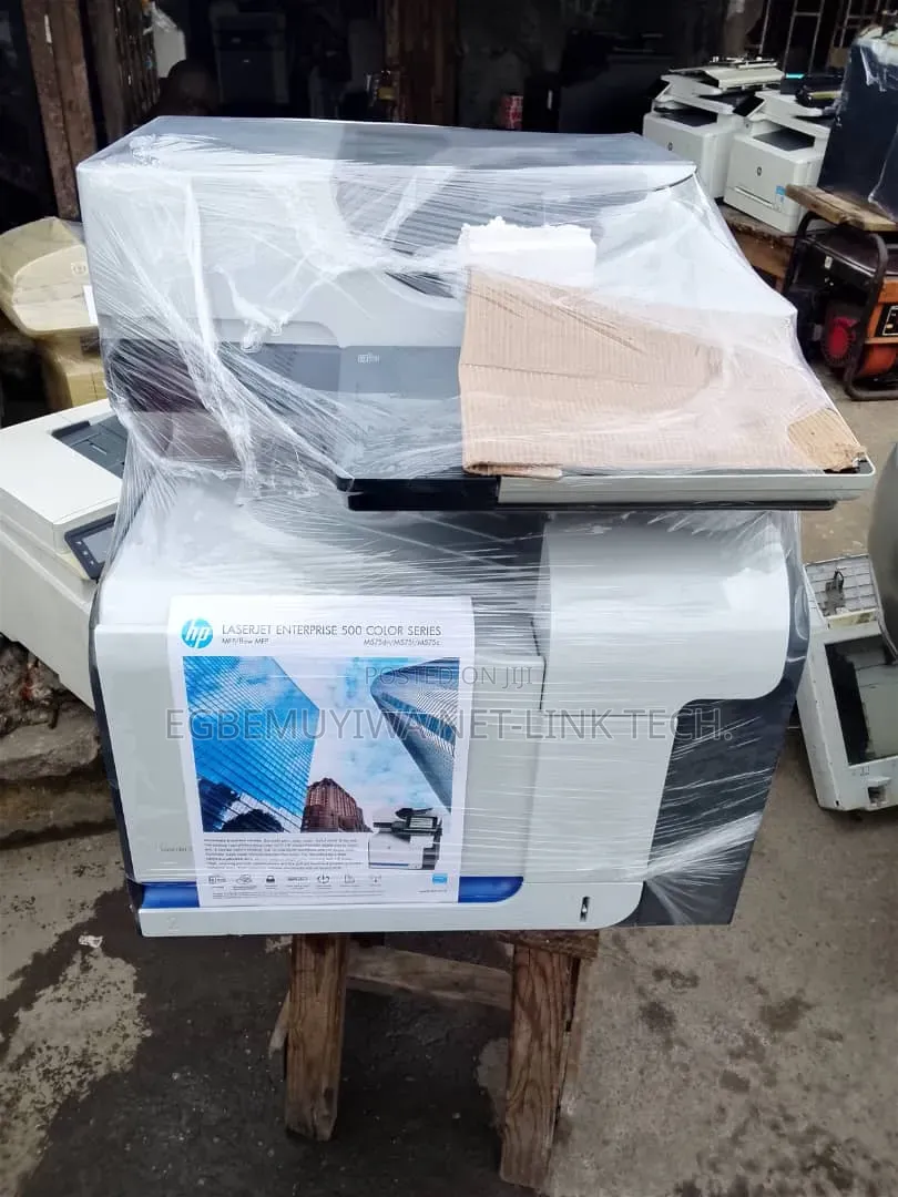Color Laserjet M570dn