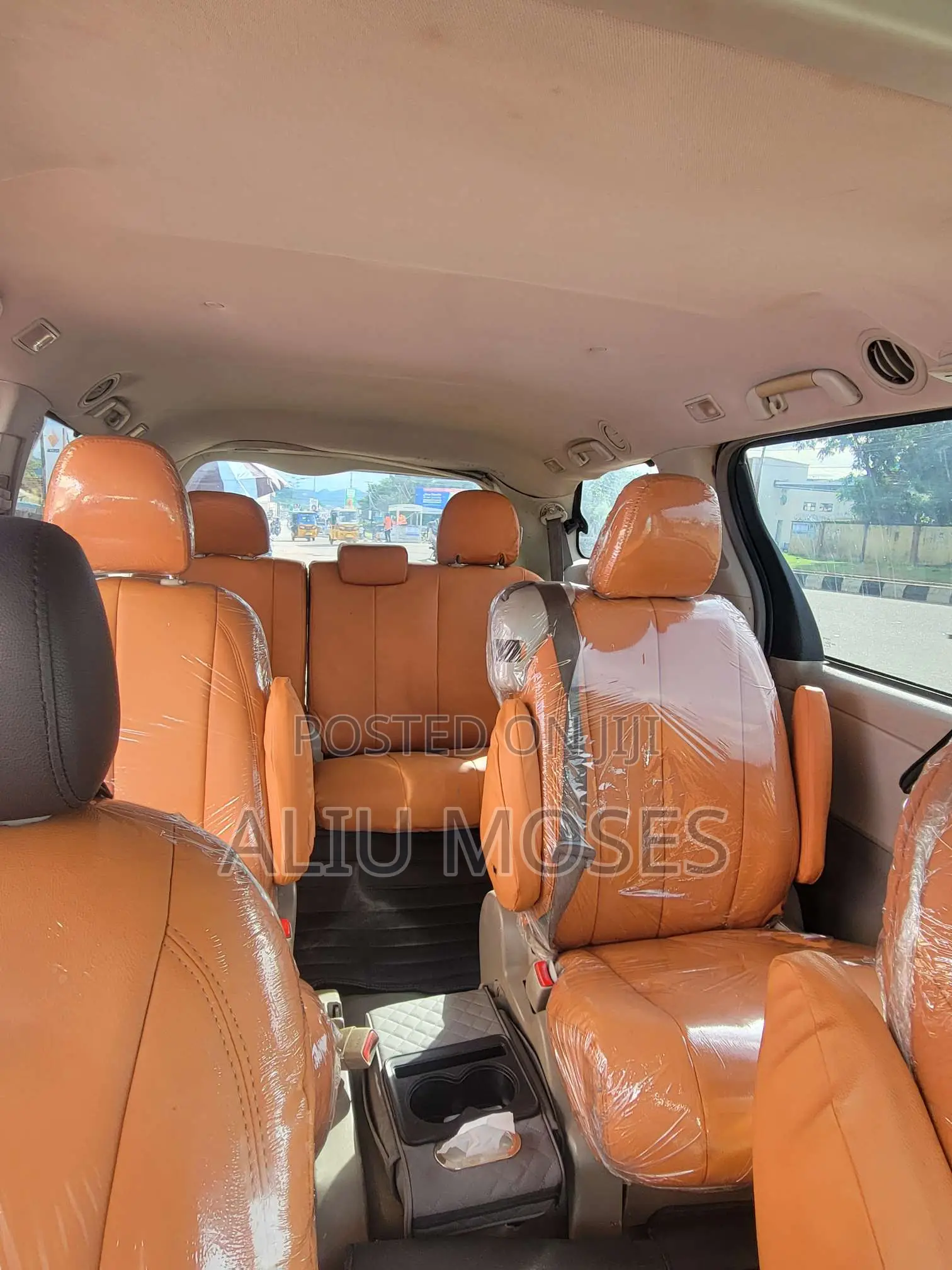 Toyota Sienna 2012 Silver