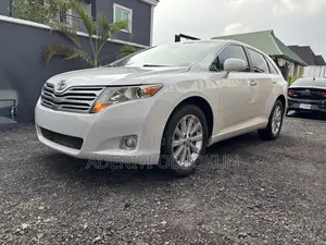 Toyota Venza XLE AWD 2013 White