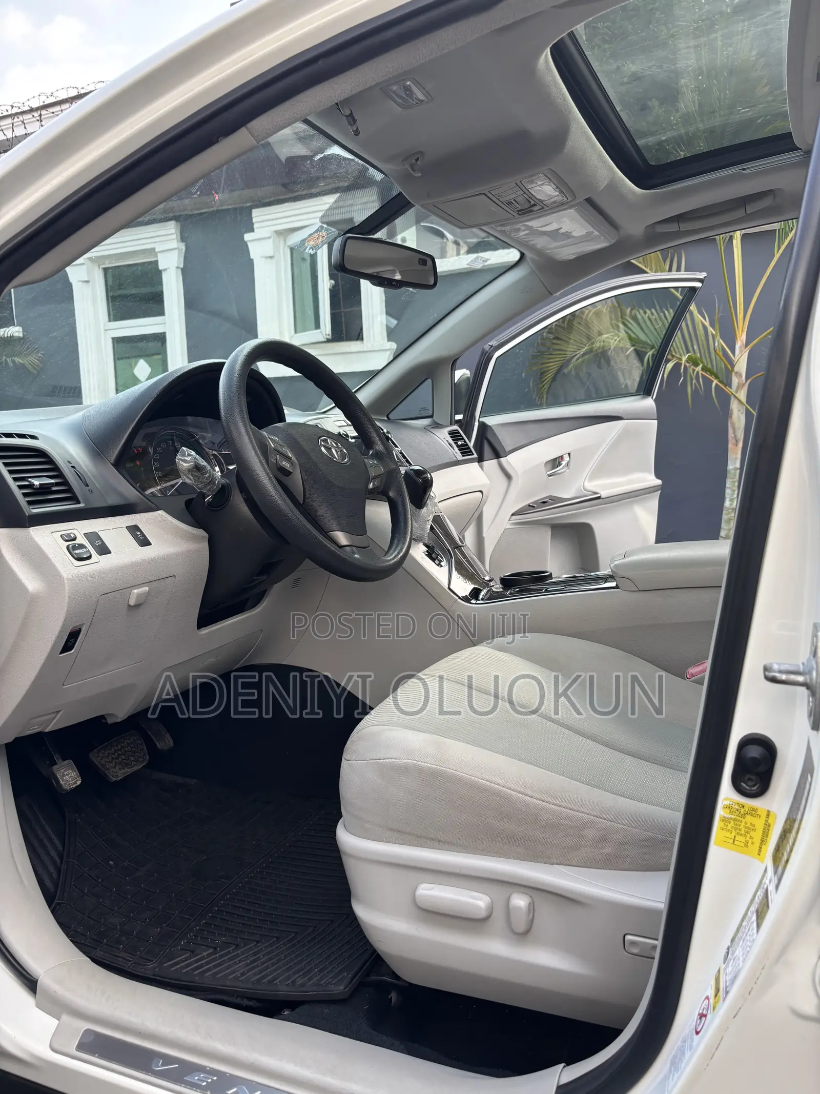Toyota Venza 2012 White
