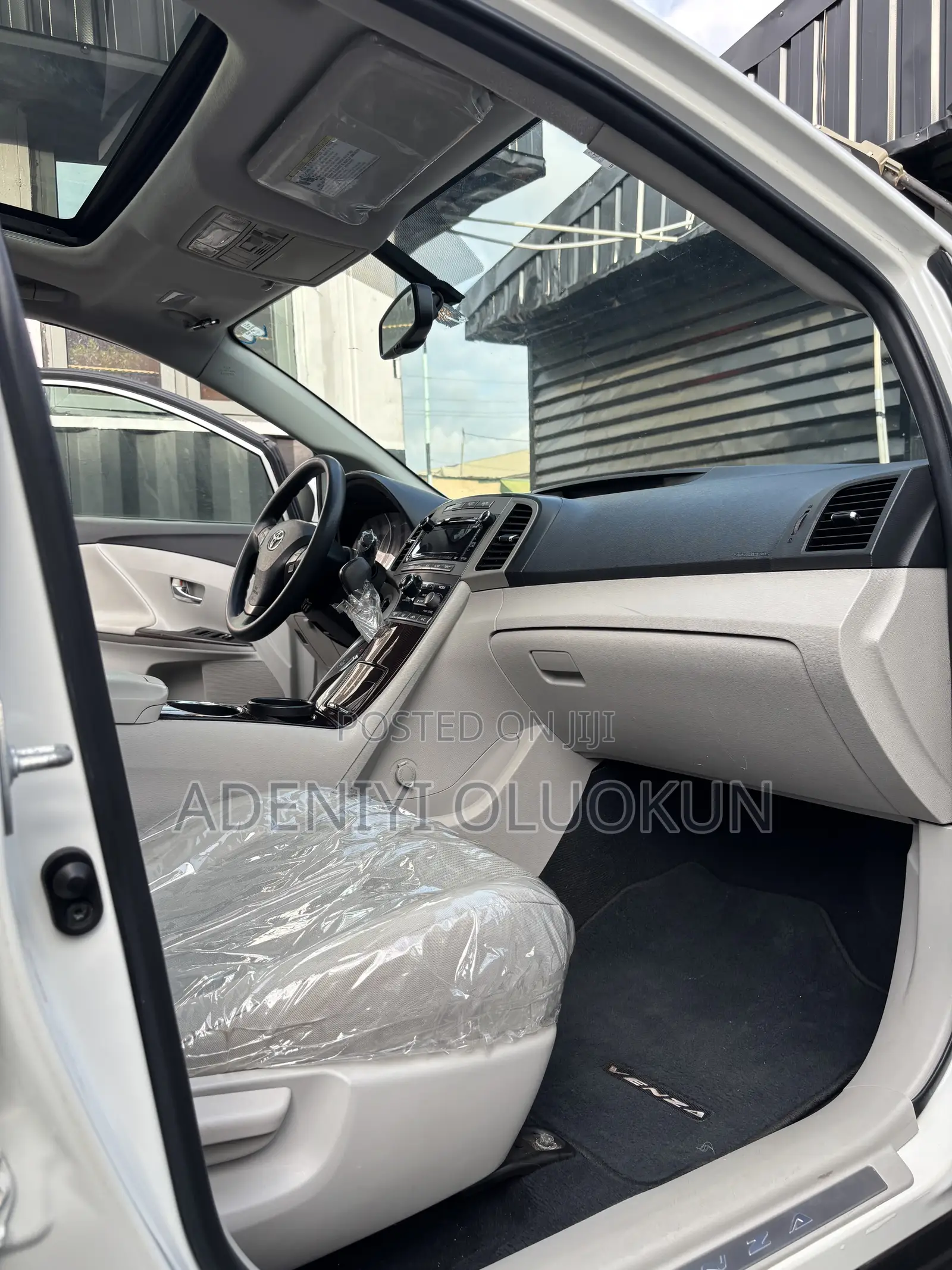 Toyota Venza 2012 White
