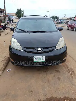 Toyota Sienna 2007 Black