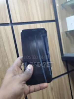 Apple iPhone 11 Pro Max 64 GB