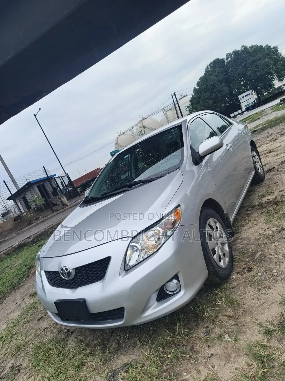 Toyota Corolla 2010 Silver