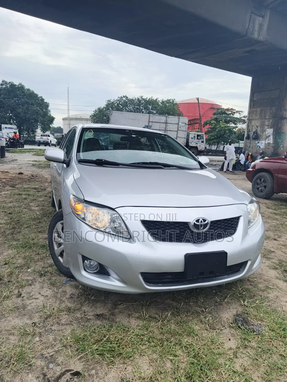 Toyota Corolla 2010 Silver