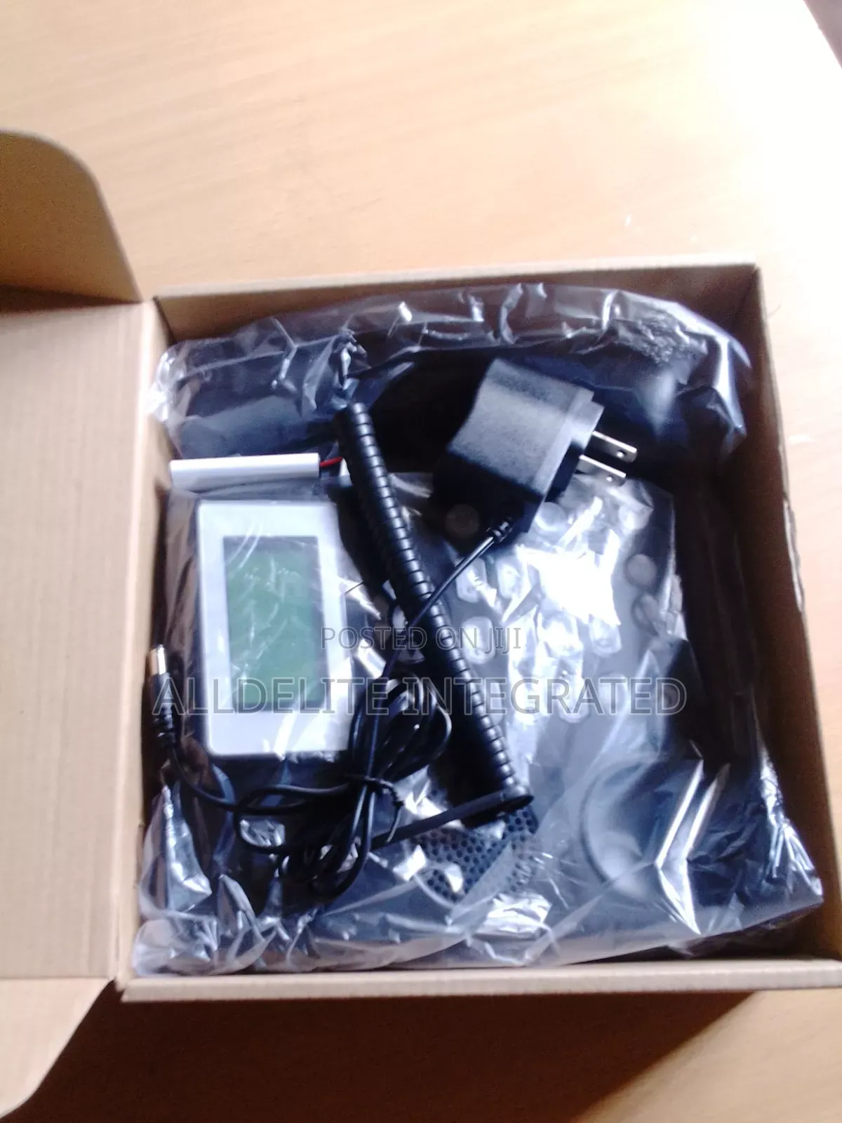 Huawei ETS 5623 Wireless GSM Desktop Phone