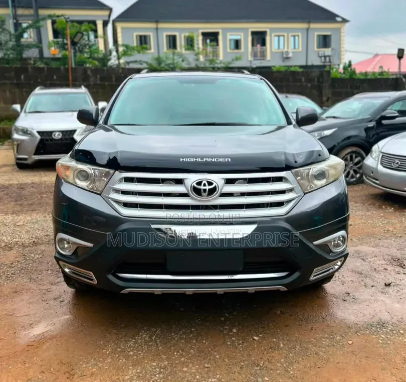 Toyota Highlander 2013 Gray
