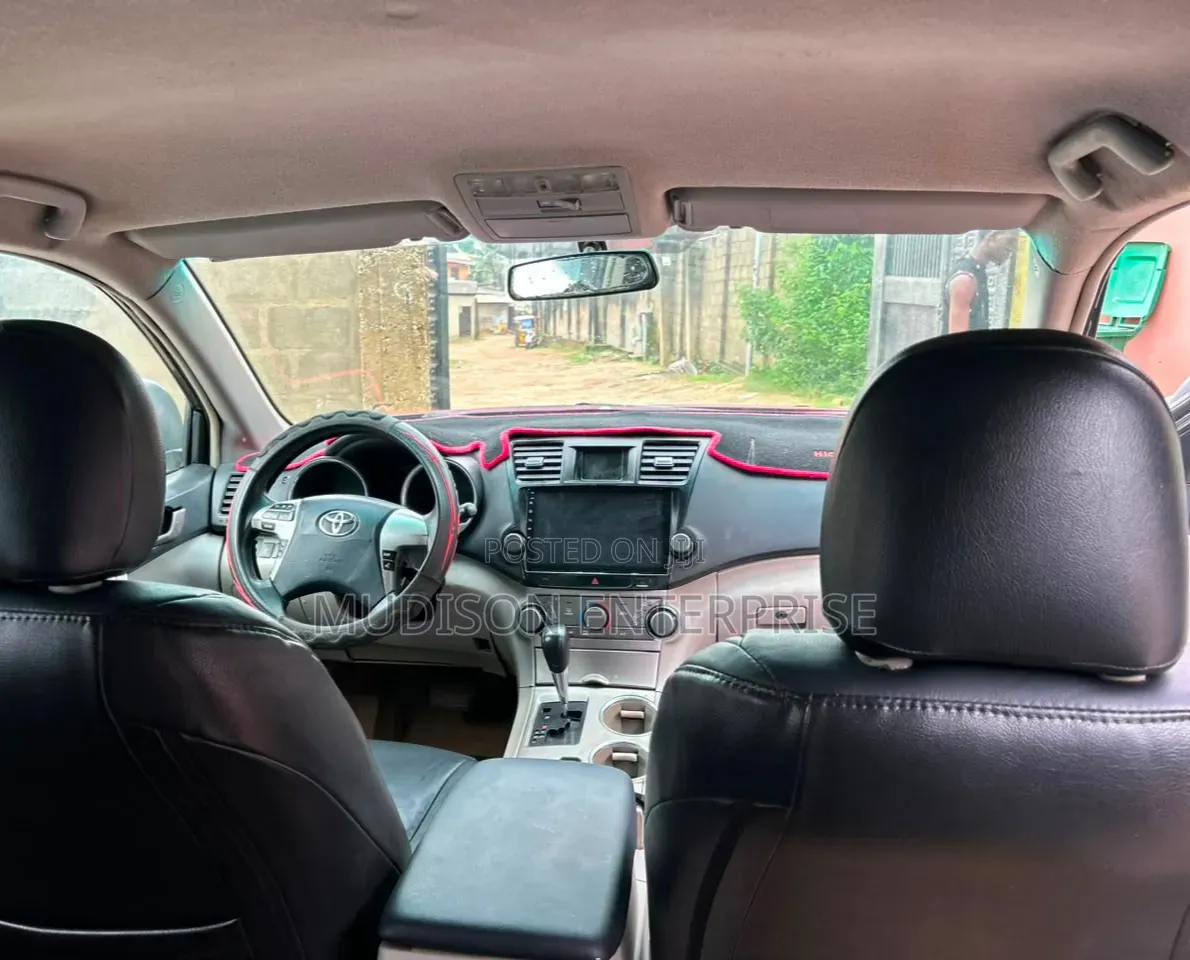Toyota Highlander 2013 Gray