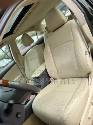 Lexus ES 350 2011 Green