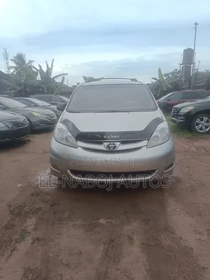 Toyota Sienna 2008 Silver