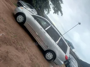 Toyota Sienna 2008 Silver