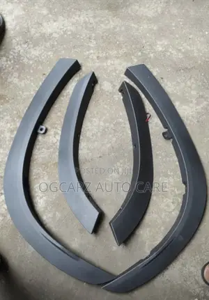 Complete Back Fender Chrome Highlander 2020 / 2021 / 2023 Available