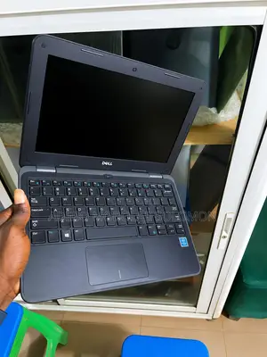 Laptop Dell Latitude 3190 4GB Intel SSD 128GB