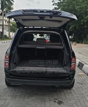 Range Rover Available on Self Drive