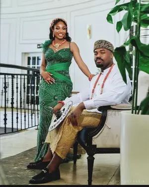 Emerald Beaded Corset Gown White Tunic With Gold Wrapper