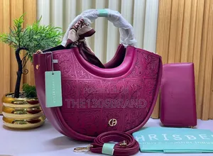 Luxury Embossed Crescent Handbag–Elegant Women's Designer Shoulder Bag