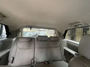Toyota Sienna 2008 Gold