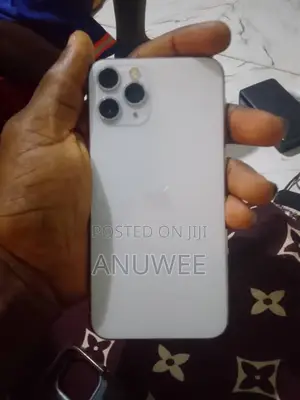 Apple iPhone 11 Pro 64 GB White