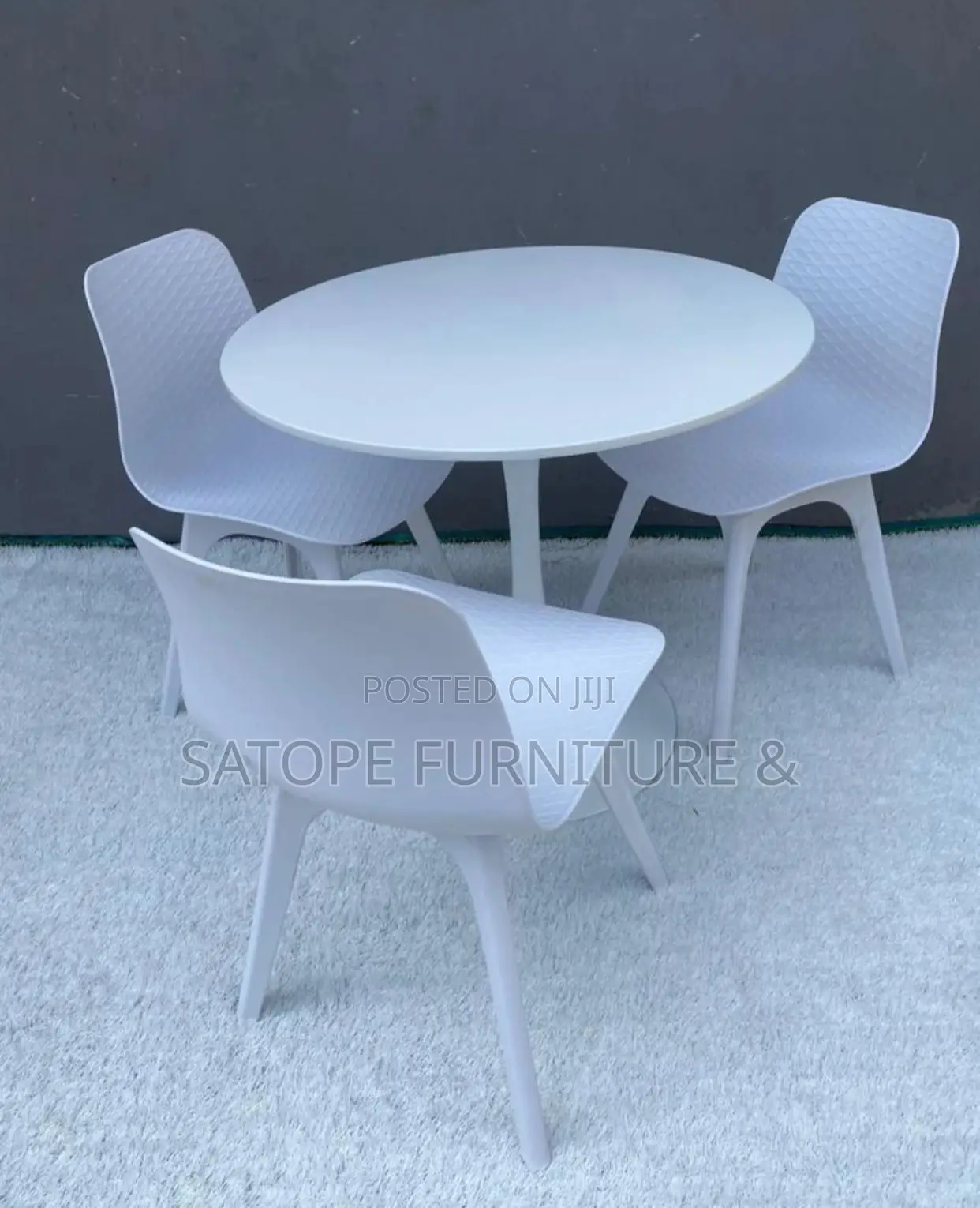 Restaurant and Dining Chair Table