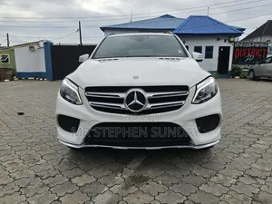 Mercedes-Benz GLE-Class 2016 White