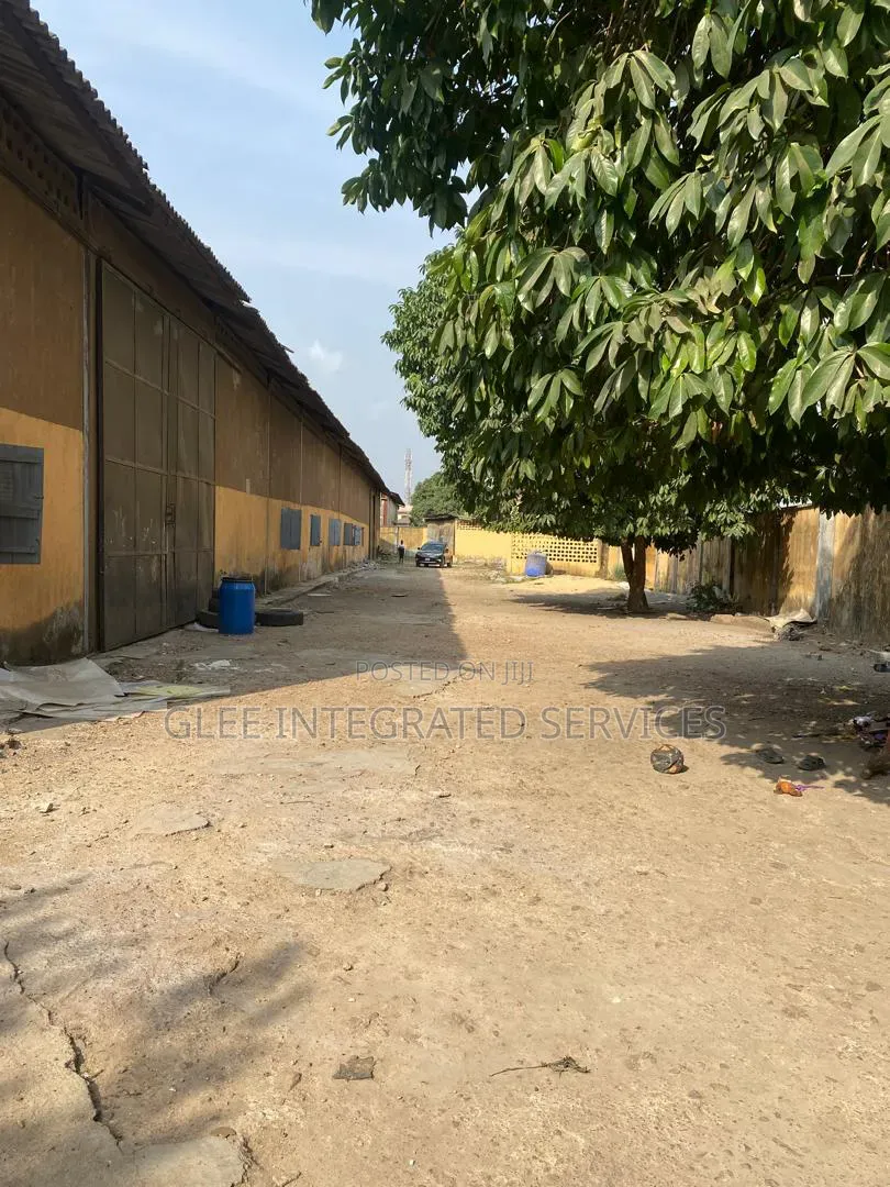 Warehouse for Sales