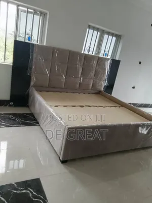 6by6 Padded Bedframe With Plywood