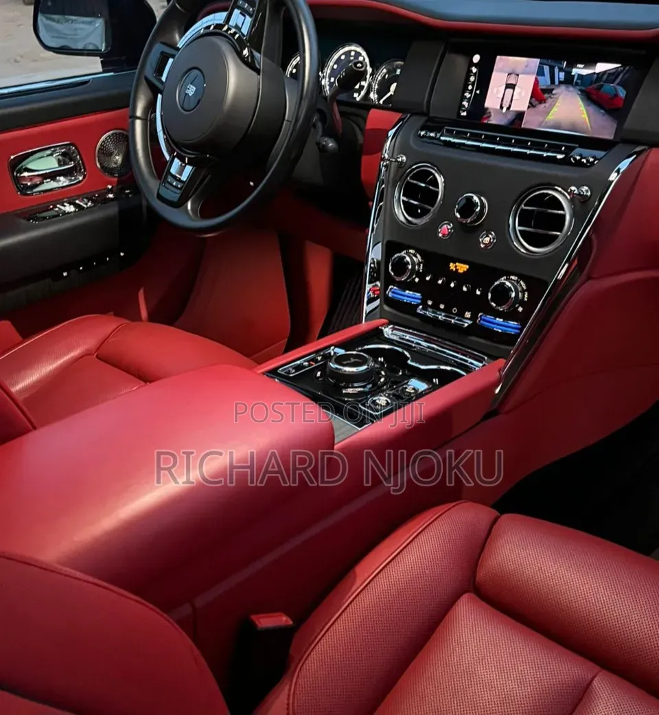 Rolls-Royce Cullinan Base 2021 White
