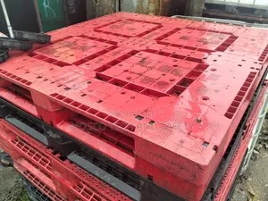 Heavy-Duty Red Plastic Storage Pallet