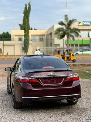 Honda Accord 2017 Maroon