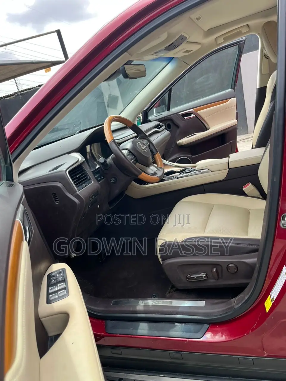 Rx 350 Available on Self Drive
