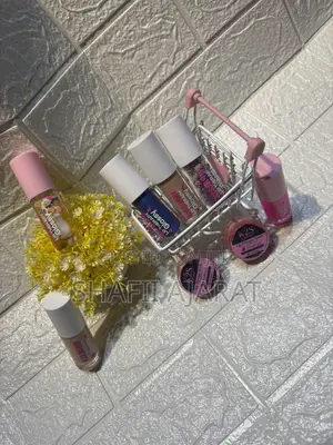 K2s Glow Therapy Scrub and Gloss