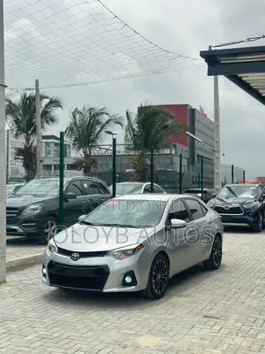 Toyota Corolla S Plus 4dr Sedan (1.8L 4cyl 6M) 2015 Silver