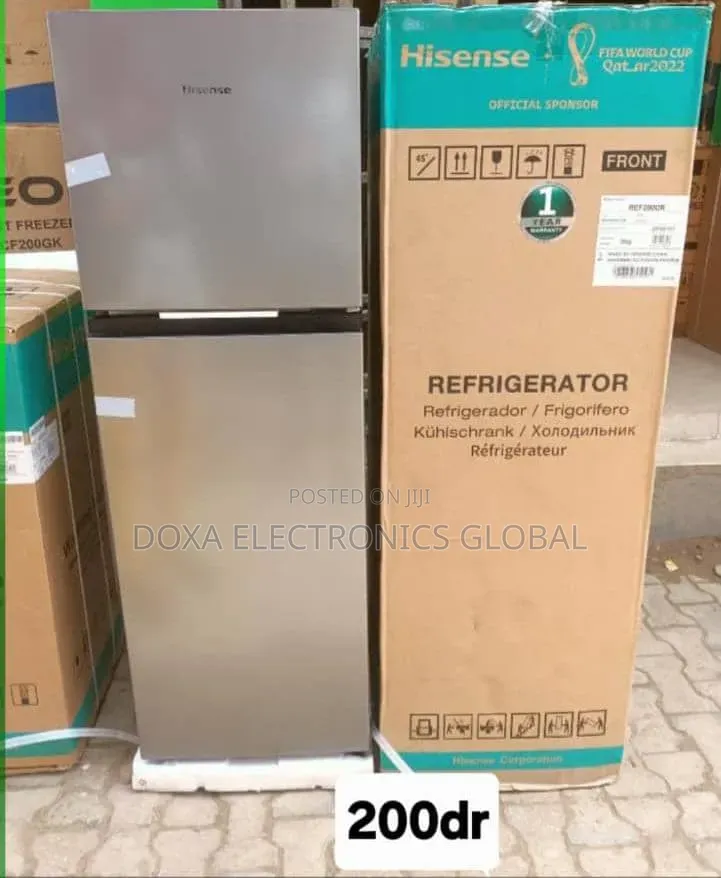 Hisense Top Freezer 250l
