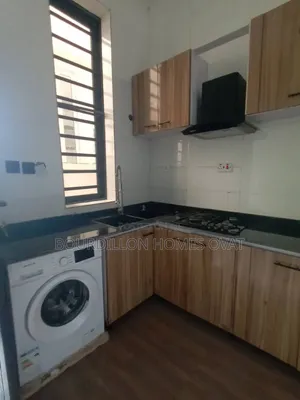 4bdrm Duplex in Ikota for rent